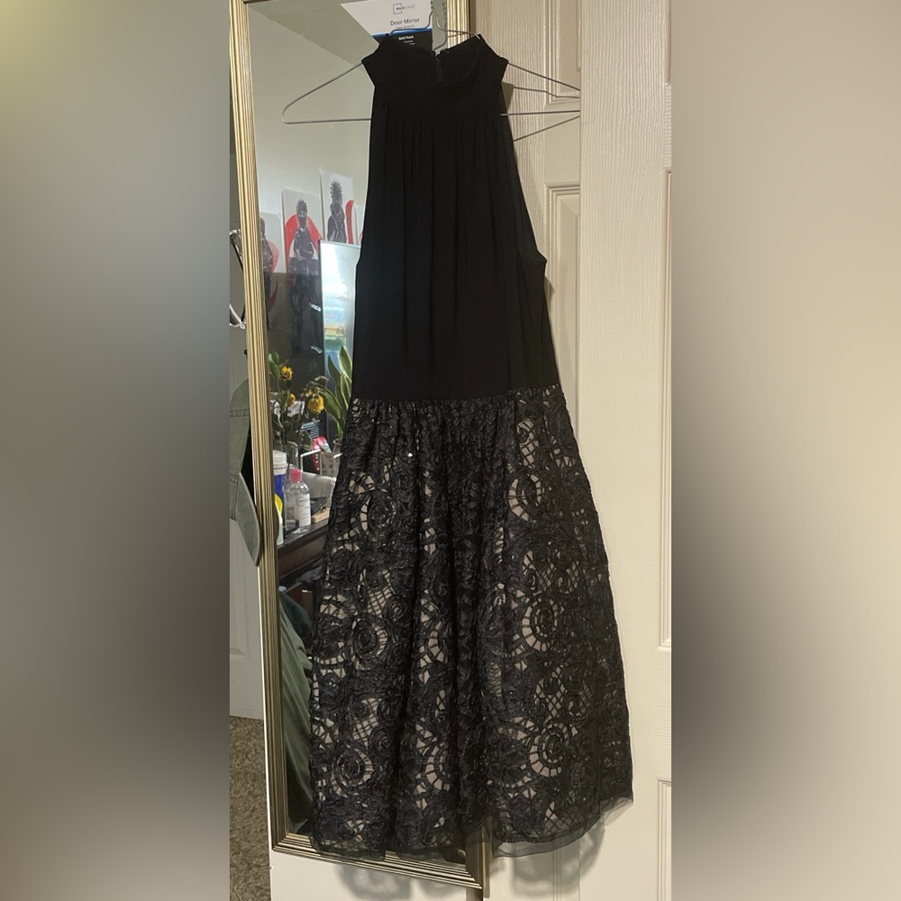 Elegant Black and Lace Dress